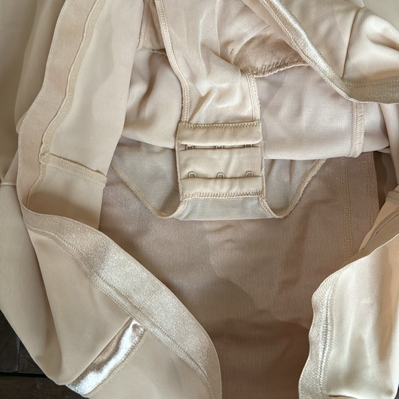 Maidenform body shaper - Picture 4 of 4